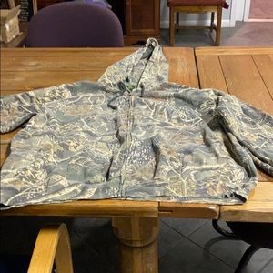 Cabela’s 3Xl camouflage zippered hoodie